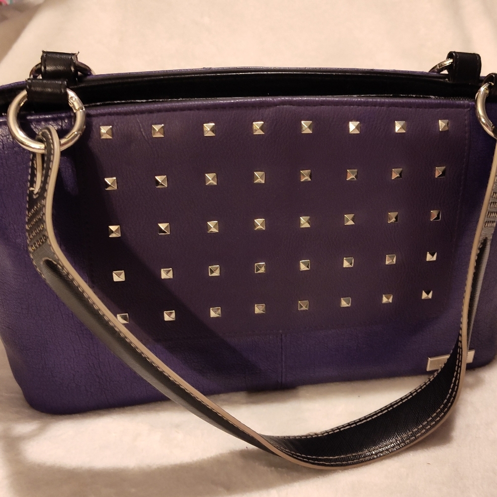Miche Studio Bag (Base Included) - Picture 2 of 16